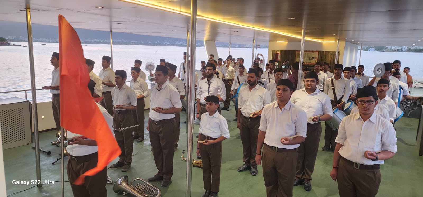 डॉ. अंबेडकर जयंती पर आनासागर में समरसता का 'नौका नाद', संघ के स्वयंसेवकों ने किया घोषवादन